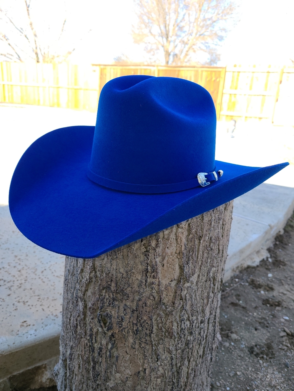 Royal Blue Felt Cowboy Hat - Classic Western Style